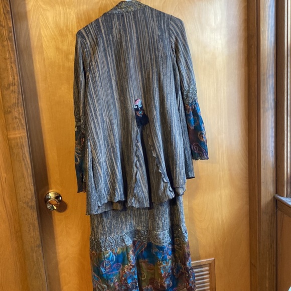 Beautiful Lee Anderson Jacket and Skirt with lace & beaded accents Size Large - Picture 12 of 15